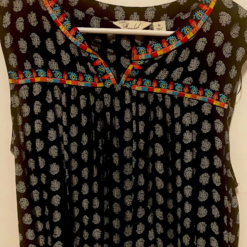 Black sleeveless top